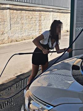 Public Photo of Hotlella