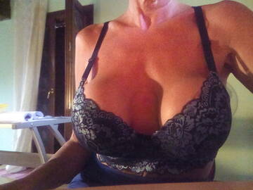 Public Photo of divina_pelosa