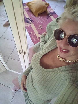 Public Photo of divina_pelosa